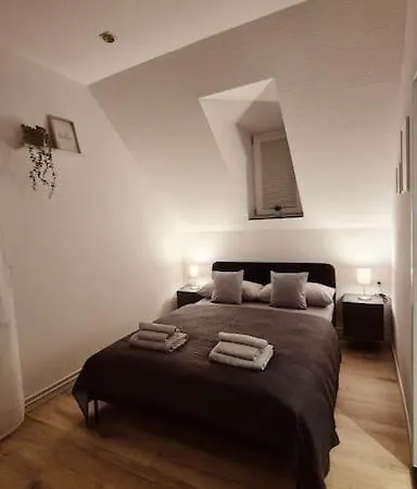 2 Naehe Rhein Mit Verkehrsanbindung * Висбаден